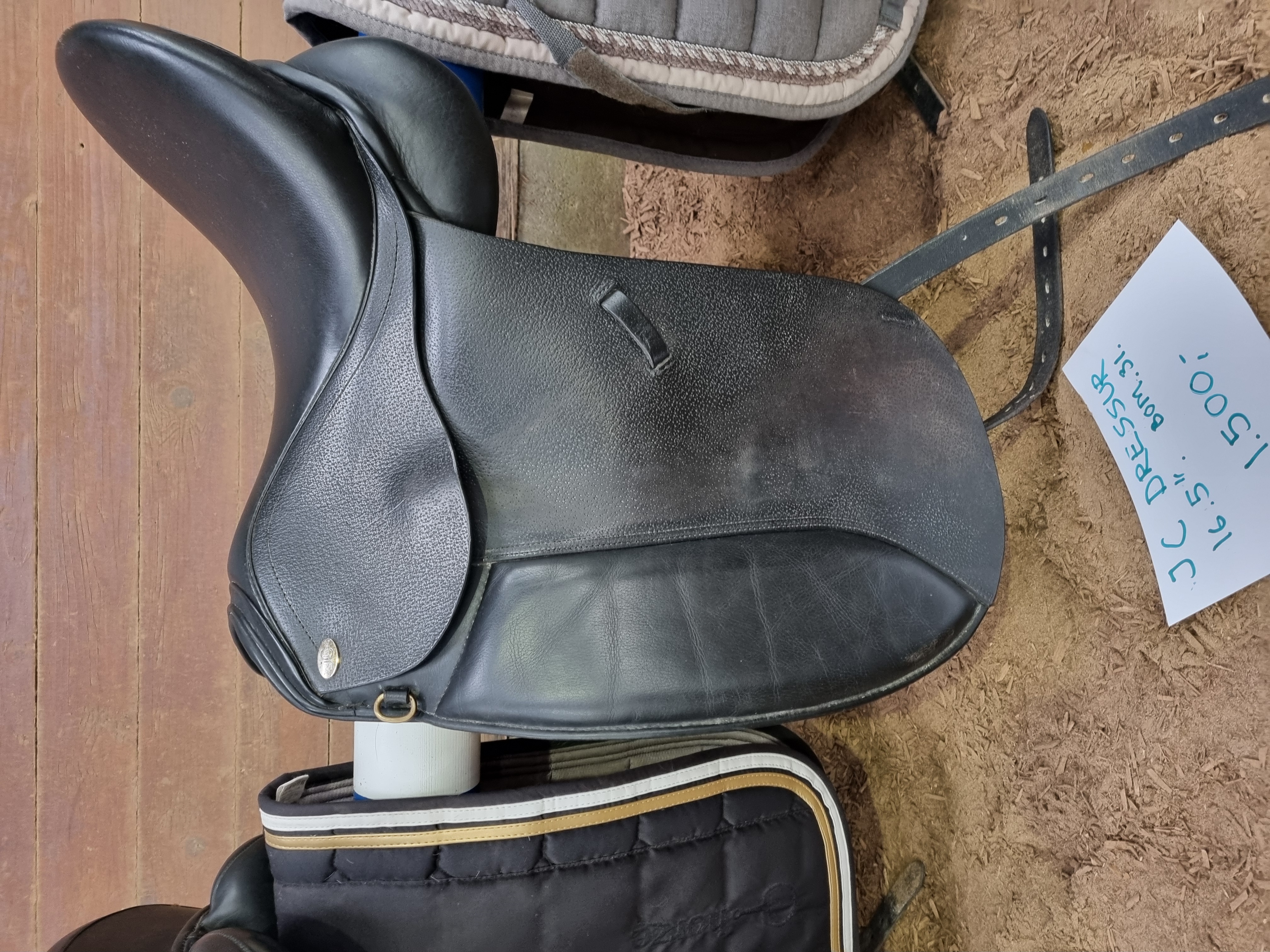 Ældre JC dressur sadler